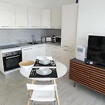 Wunderschoene Familienwohnung Fuer Bis Zu 3 Personen By Interhome Appartamento *