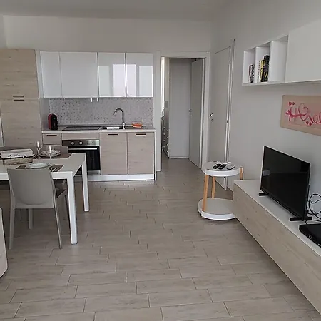 Wunderschoene Familienwohnung Fuer Bis Zu 3 Personen By Interhome *